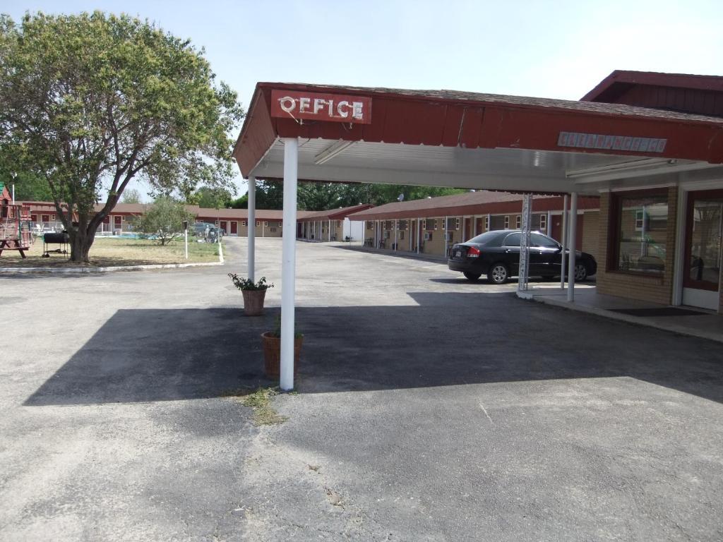 ג'נקשן The Hills Motel מראה חיצוני תמונה