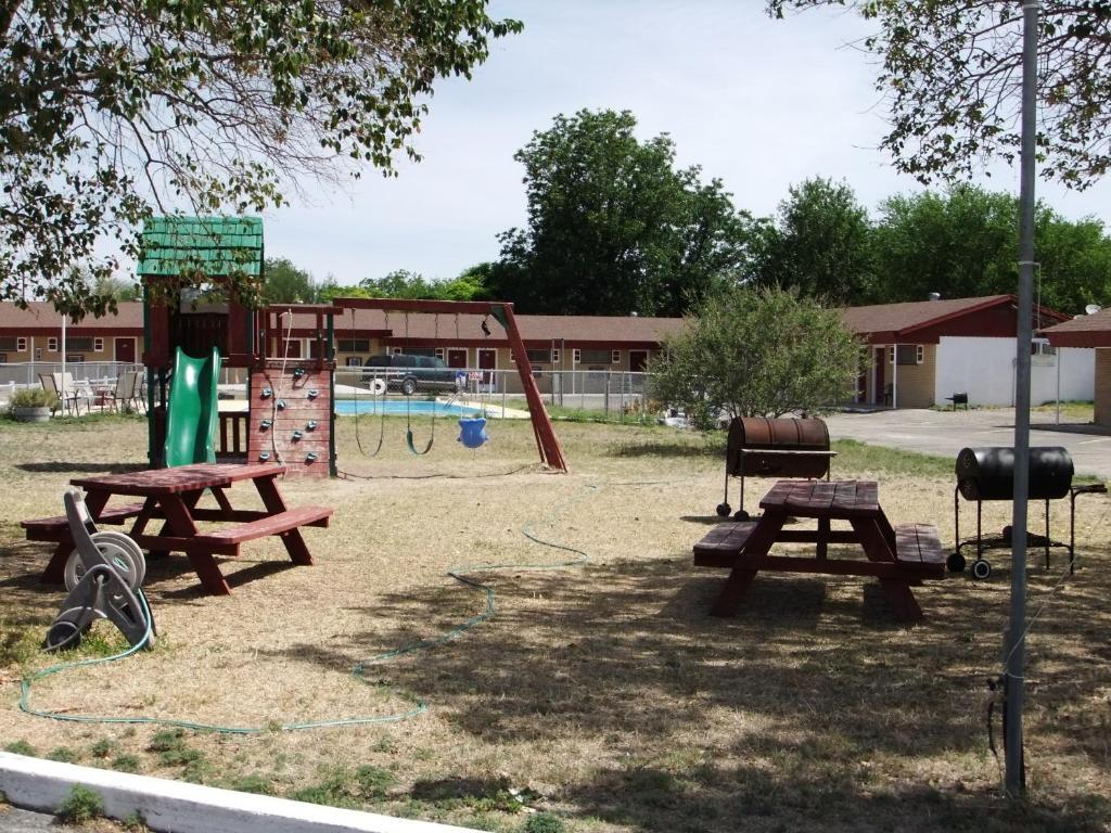 ג'נקשן The Hills Motel מראה חיצוני תמונה